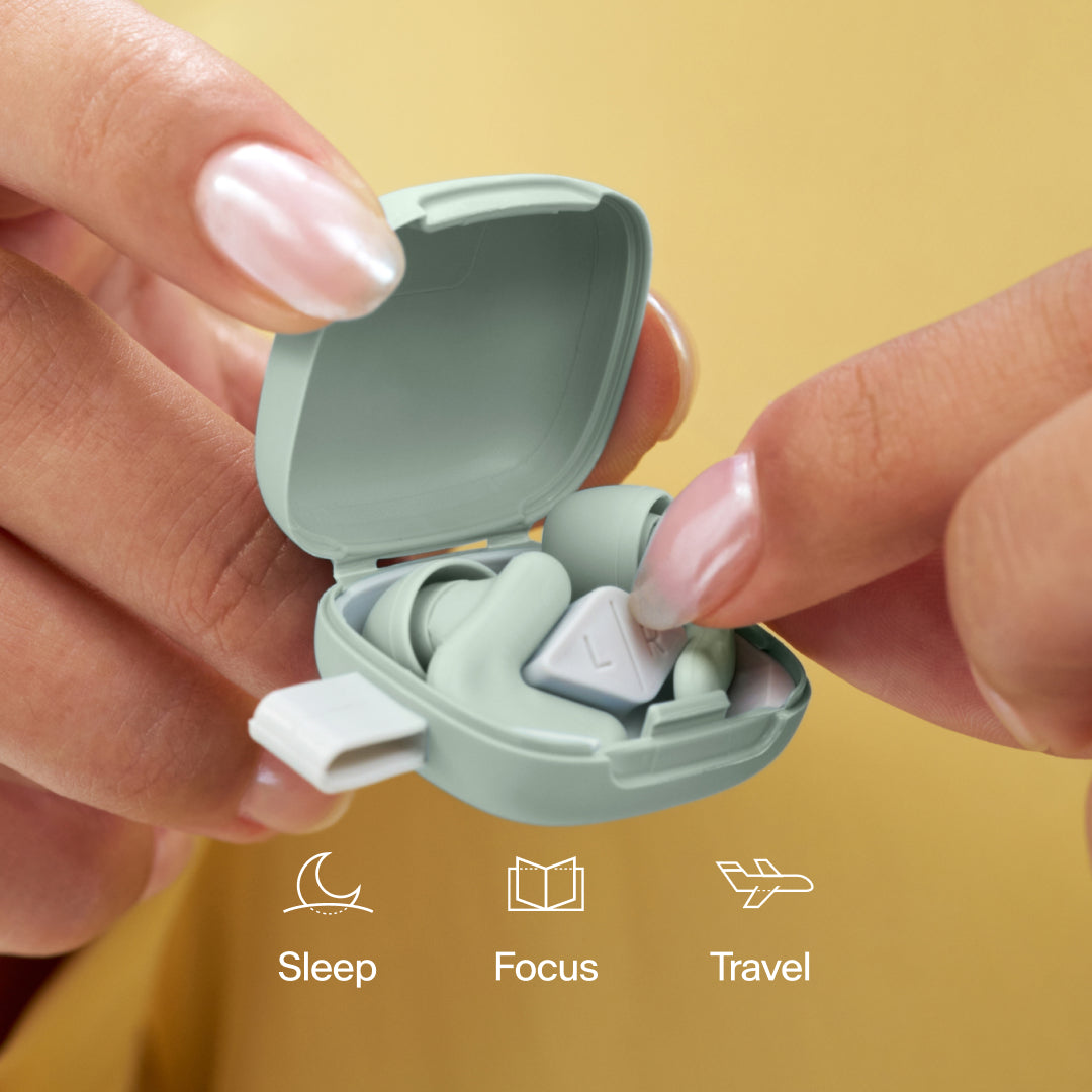 Alpine Silence earplugs in case – green